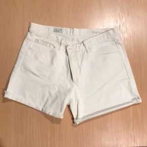 Gap shorts